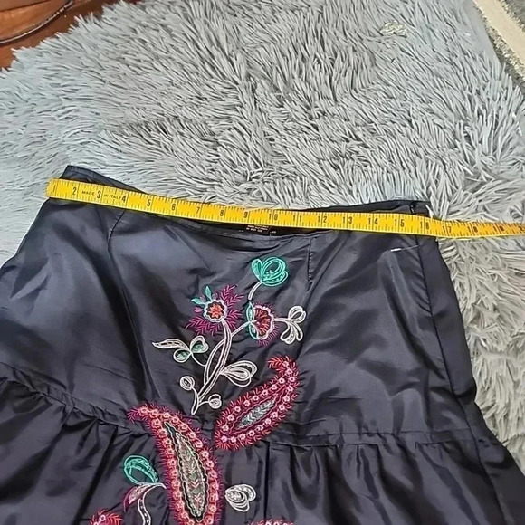 Carole Little Y2k 100% Silk Boho Embroidered Beaded Paisley Skirt. Size 8 - Picture 8 of 9
